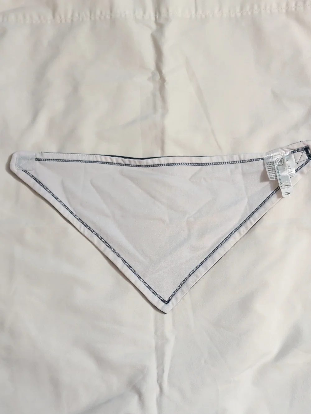 NWOT Tie-Dye Triangle Pet Bandana / Baby Bandaid Bib in Black And Peach